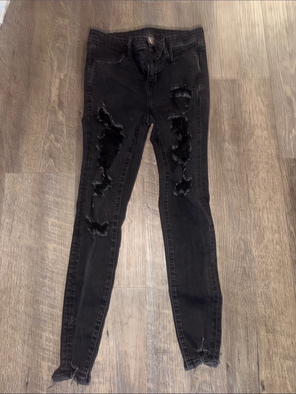 American Eagle Outfitters Black Ripped Skinny Jeans